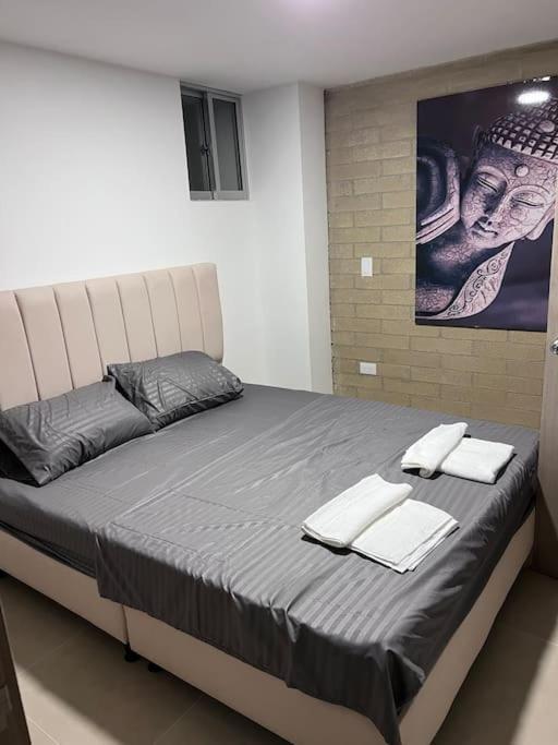 Apartment En Maravilloso Laureles Con Piscina 801