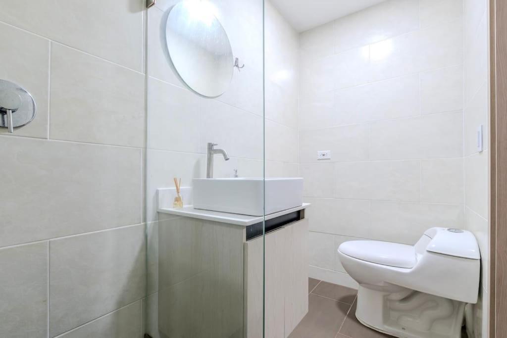 Apartment En Maravilloso Laureles Con Piscina 801 *