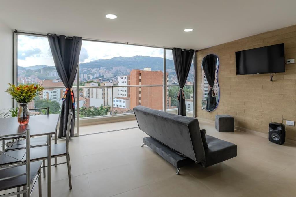 En Maravilloso Laureles Con Piscina 801 Apartment Medellin